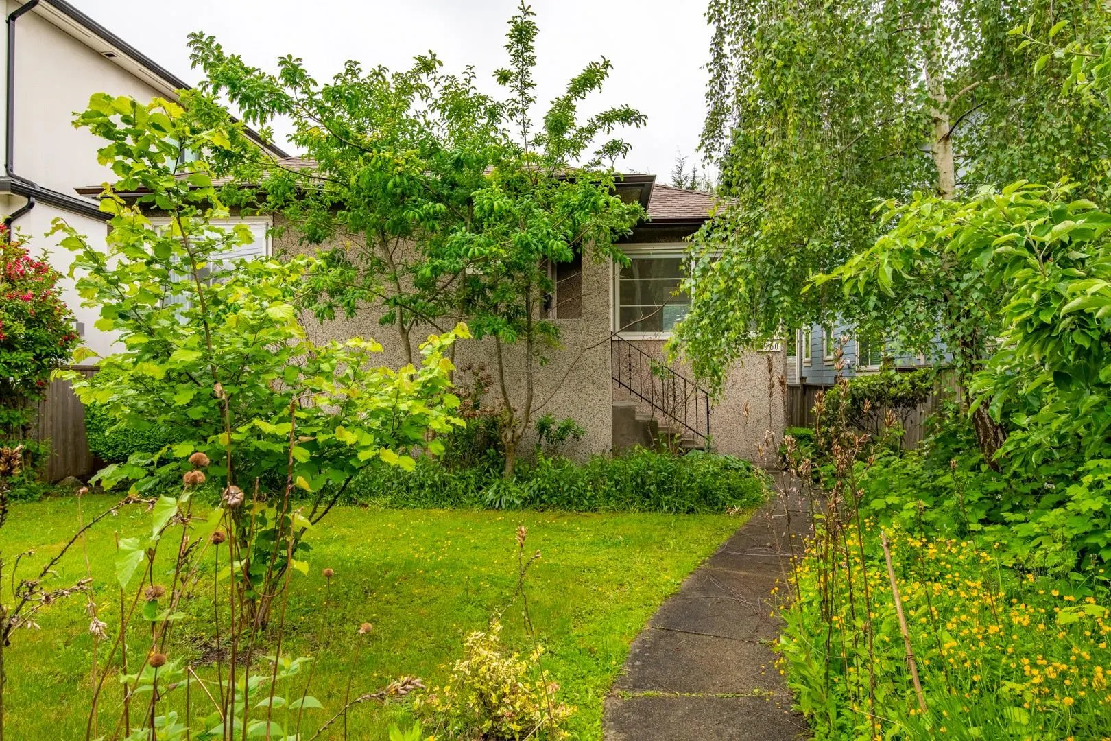 2960 W 41st Avenue