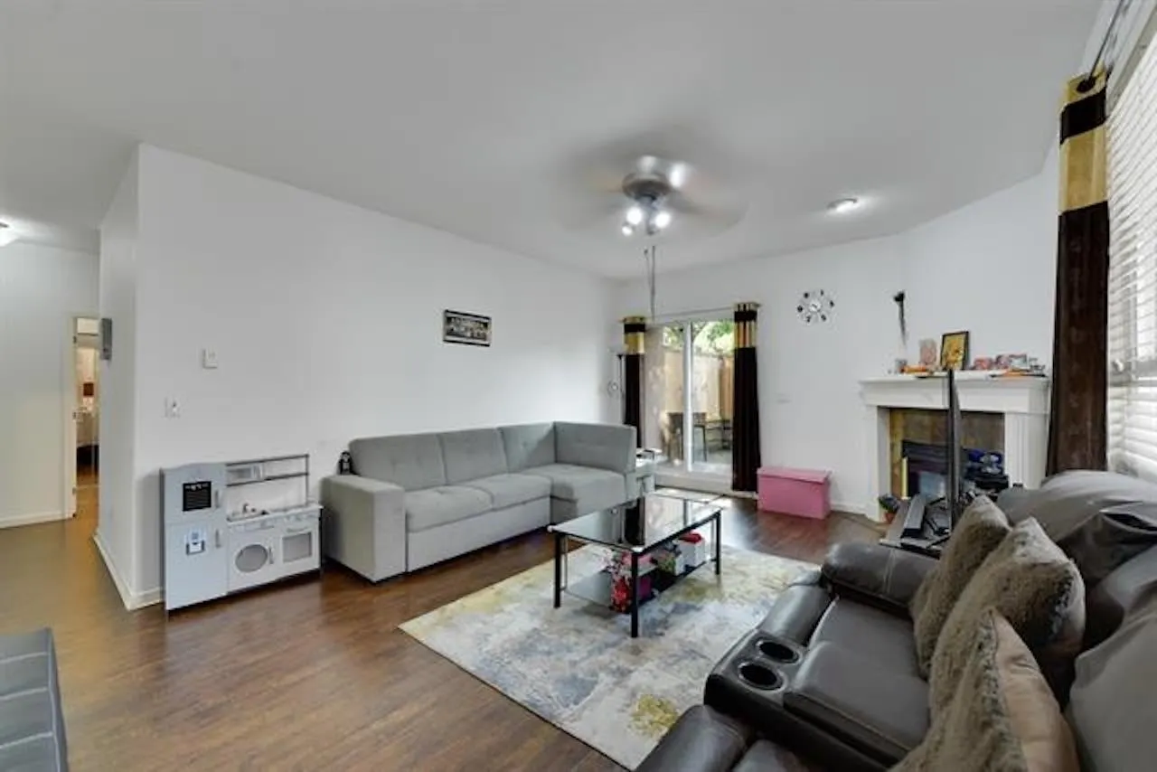 104 14993 101a Avenue