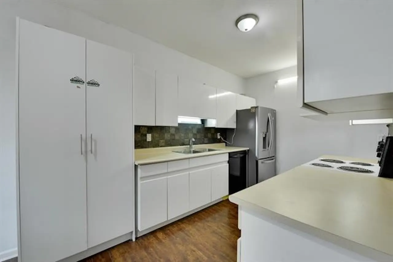 104 14993 101a Avenue
