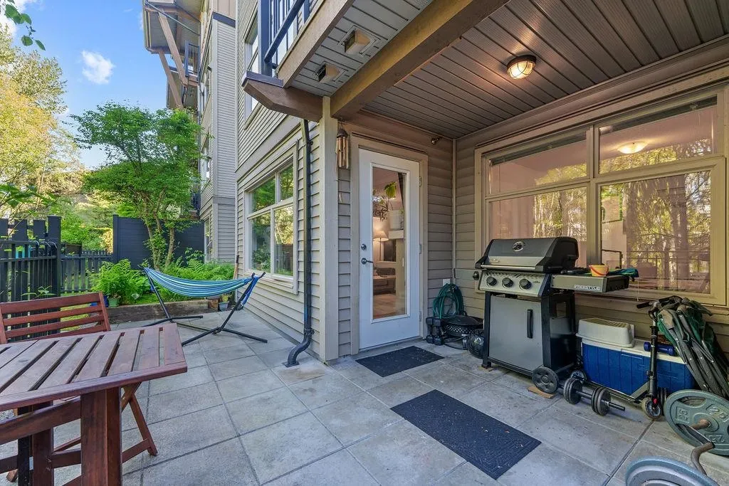 104 300 Klahanie Drive