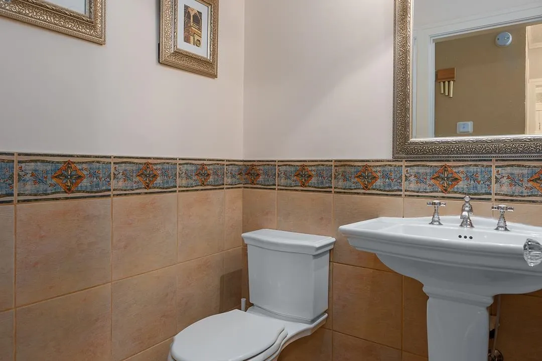 3439 Cedar Crescent