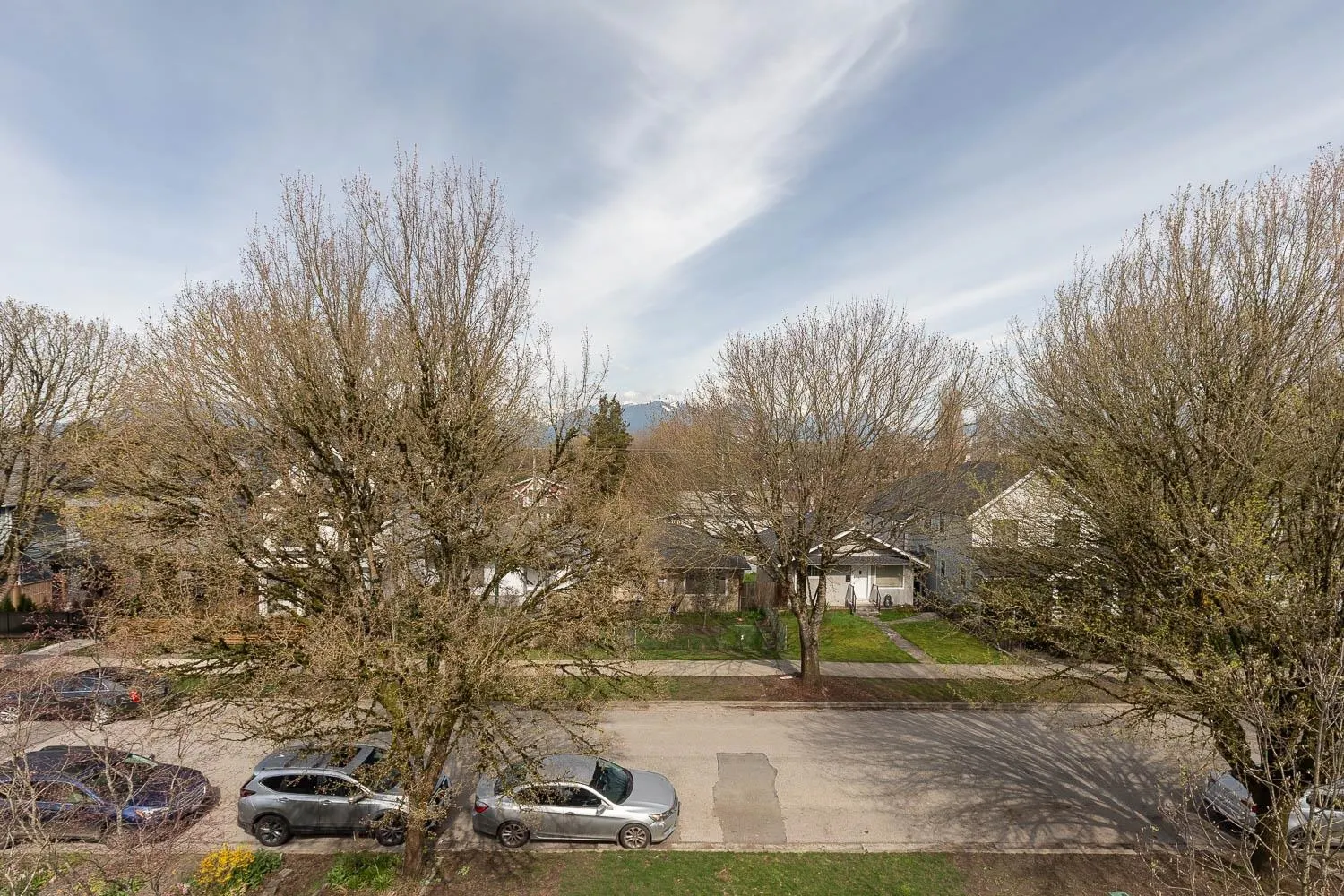 1 1166 E 11th Avenue
