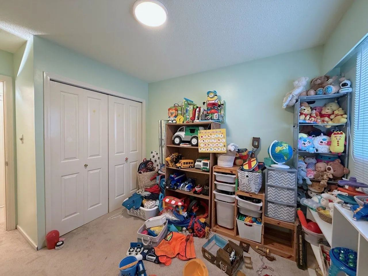 11371 Seaport Avenue