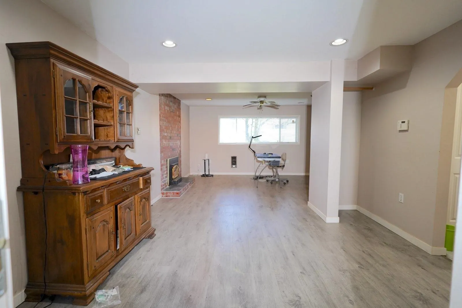 11371 Seaport Avenue