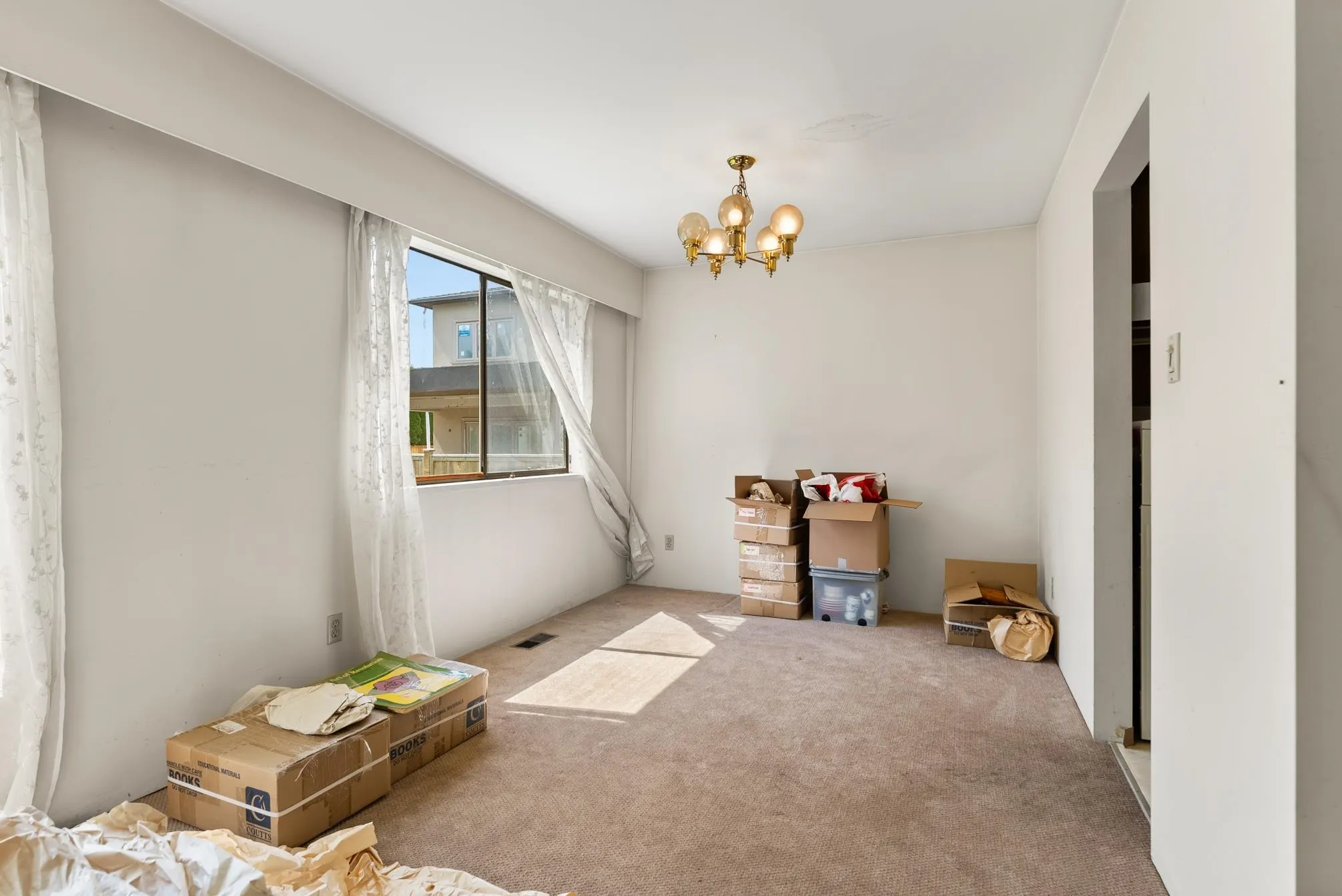 5620 Plover Court