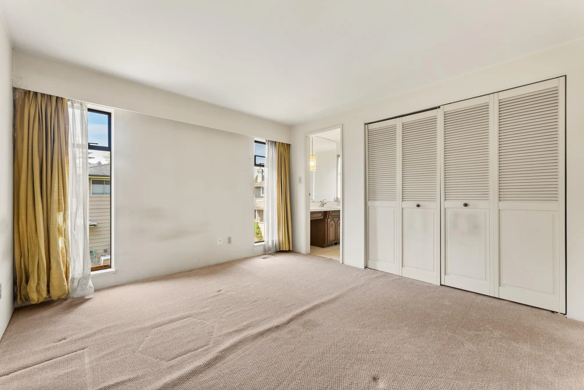 5620 Plover Court