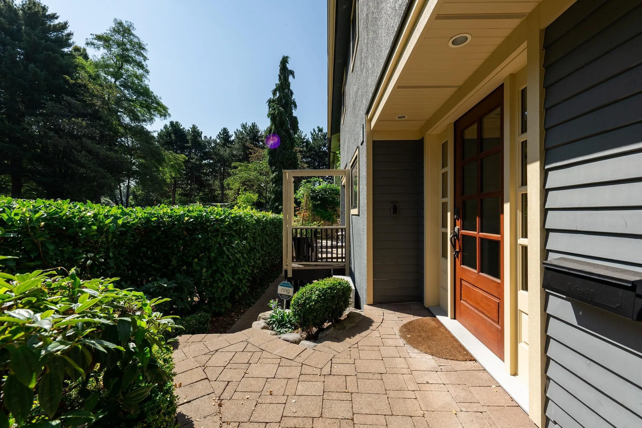 777 Prior Street