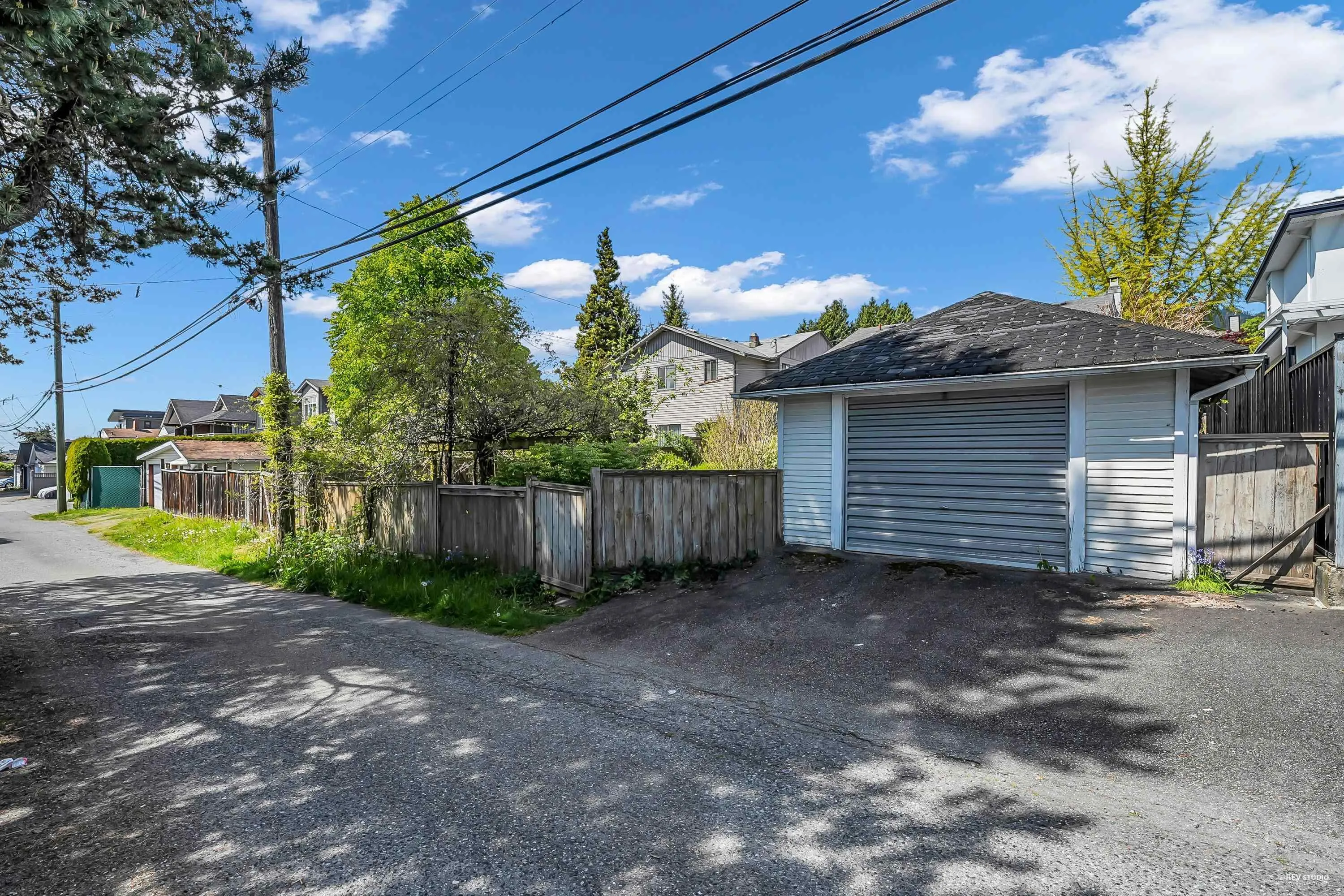 215 W 28th Street
