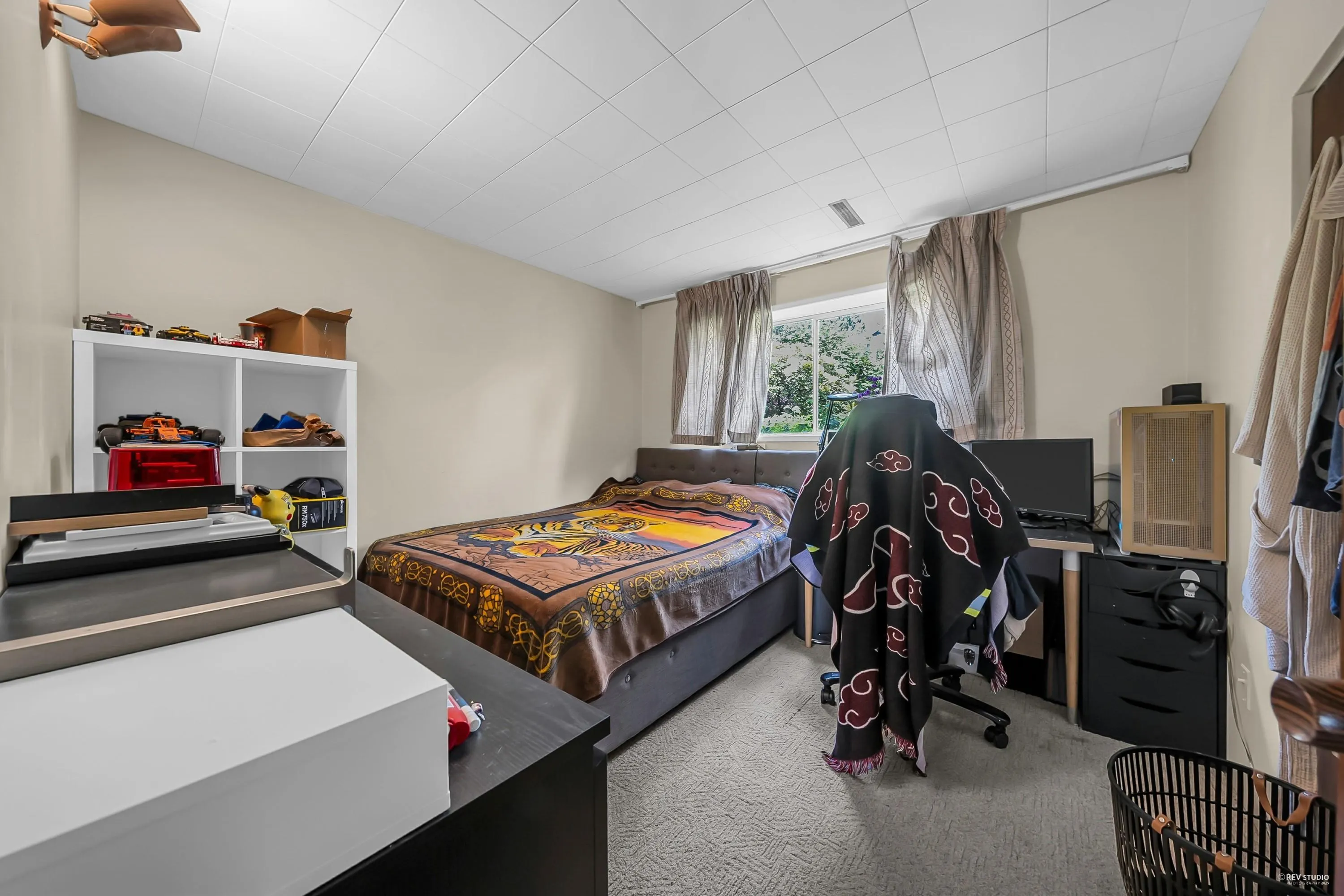 215 W 28th Street