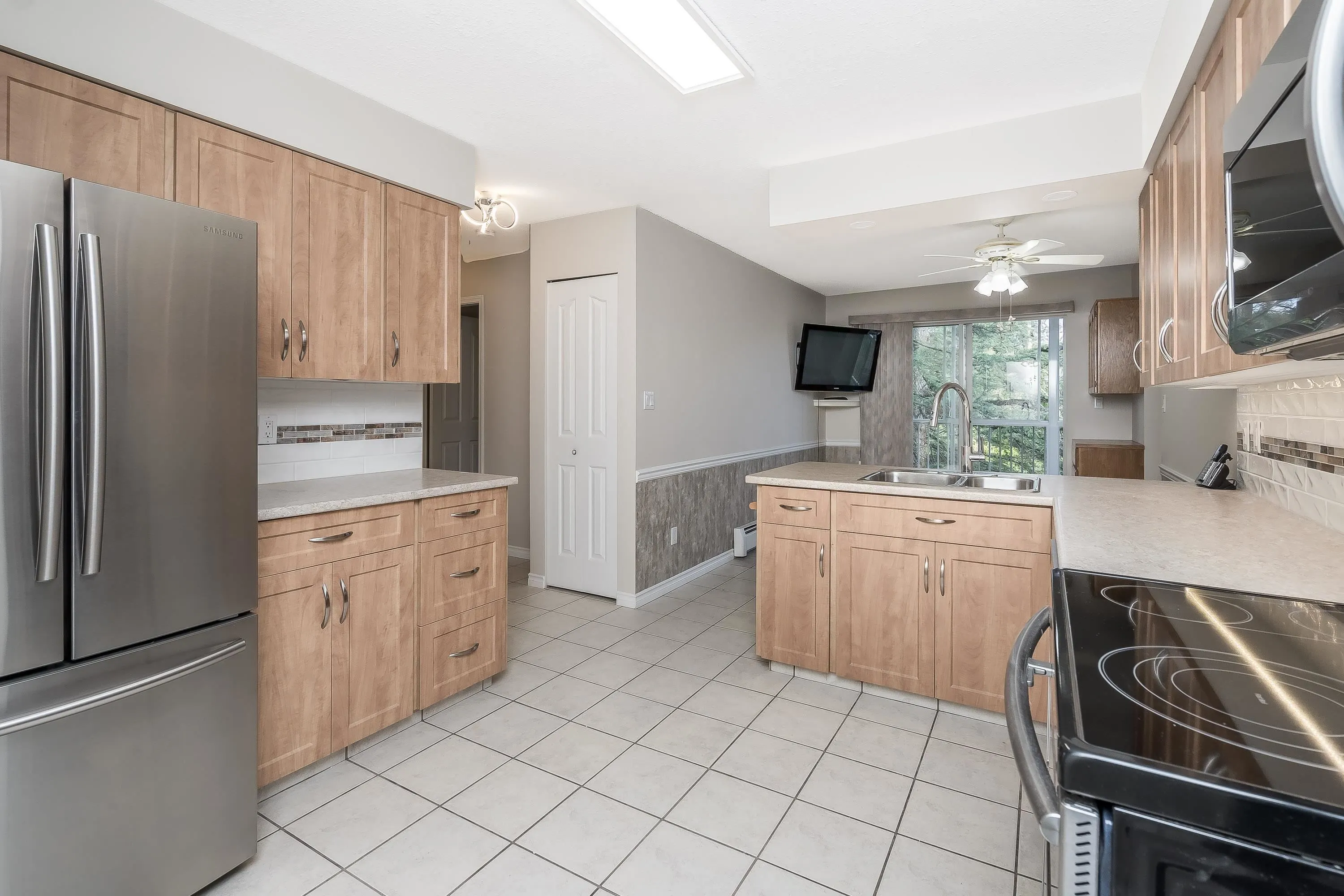 209 32145 Old Yale Road
