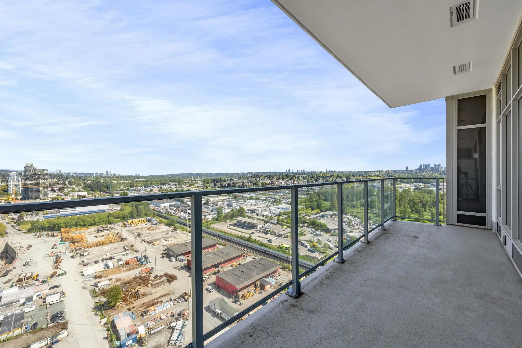 2502 2351 Beta Avenue