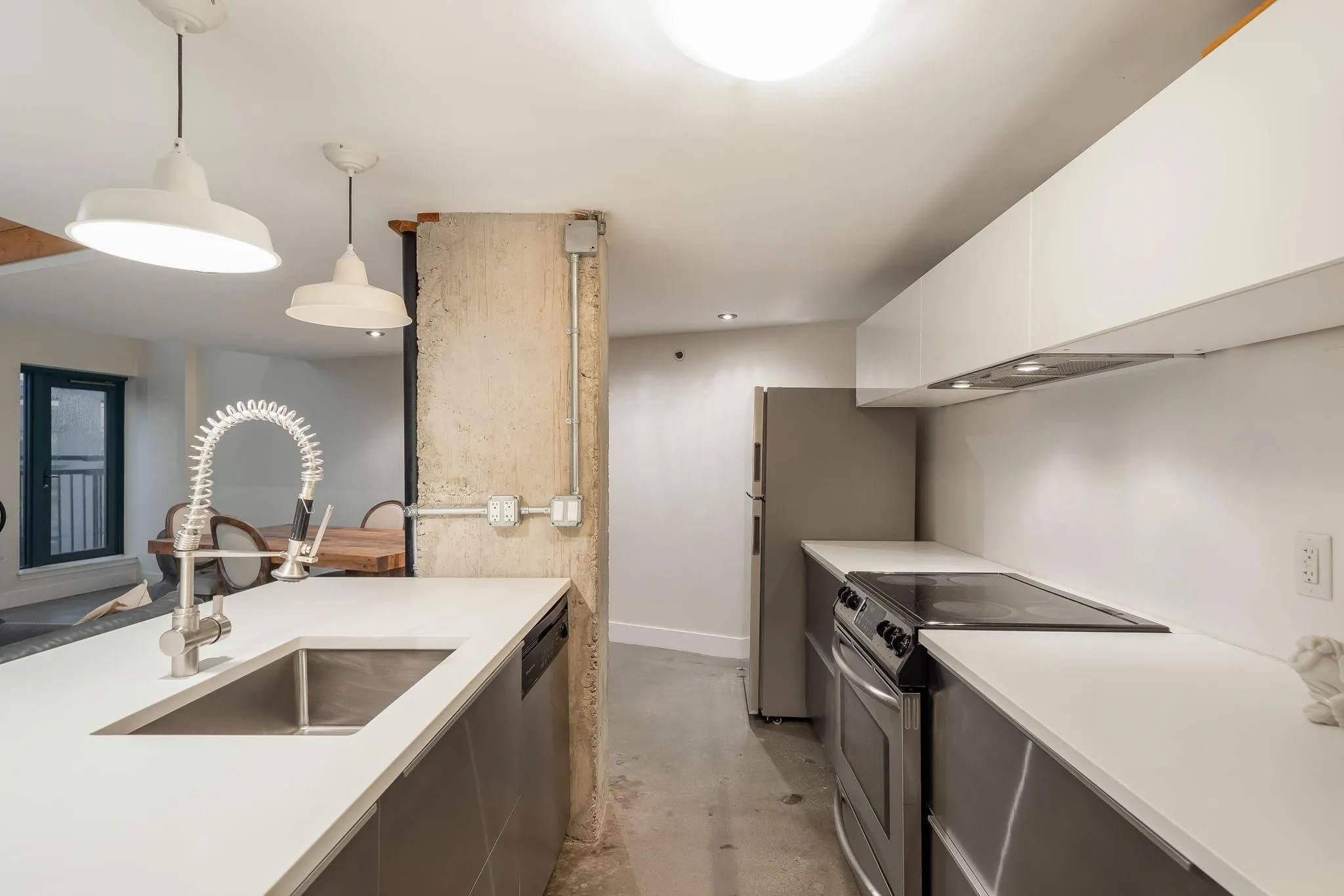 507 22 E Cordova Street