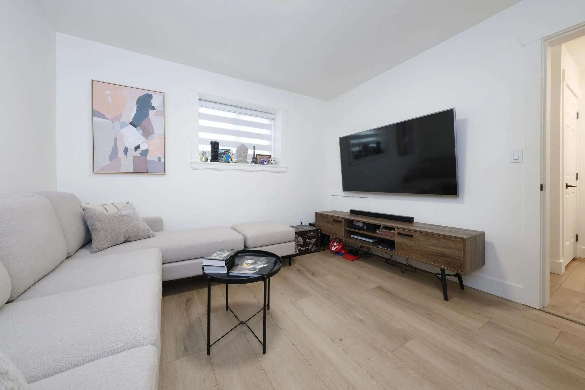 15022 60 Avenue