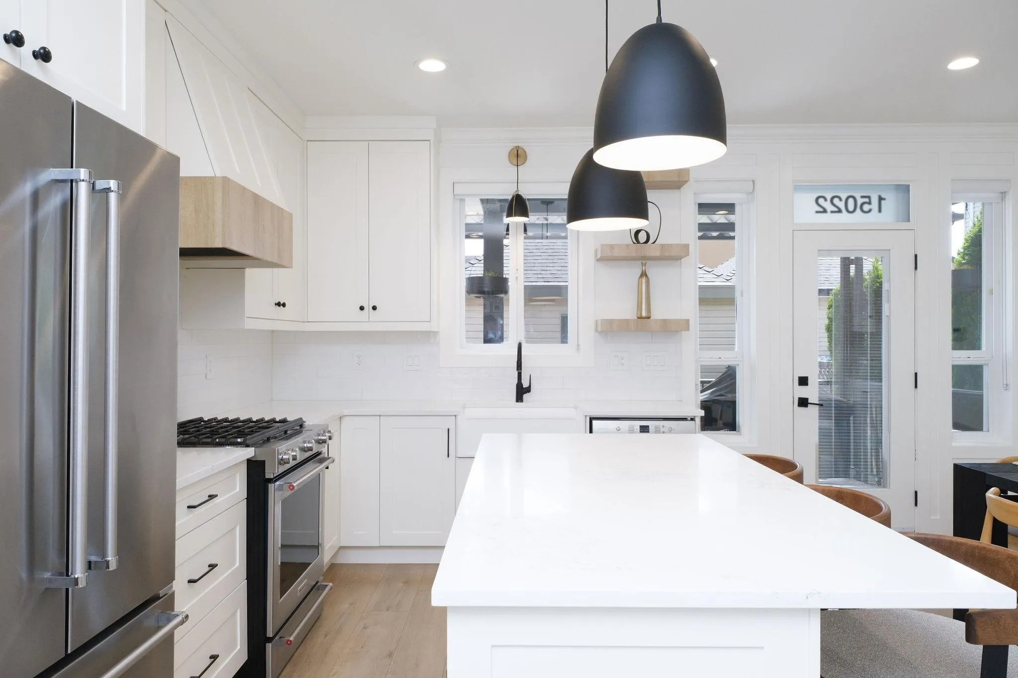 15022 60 Avenue