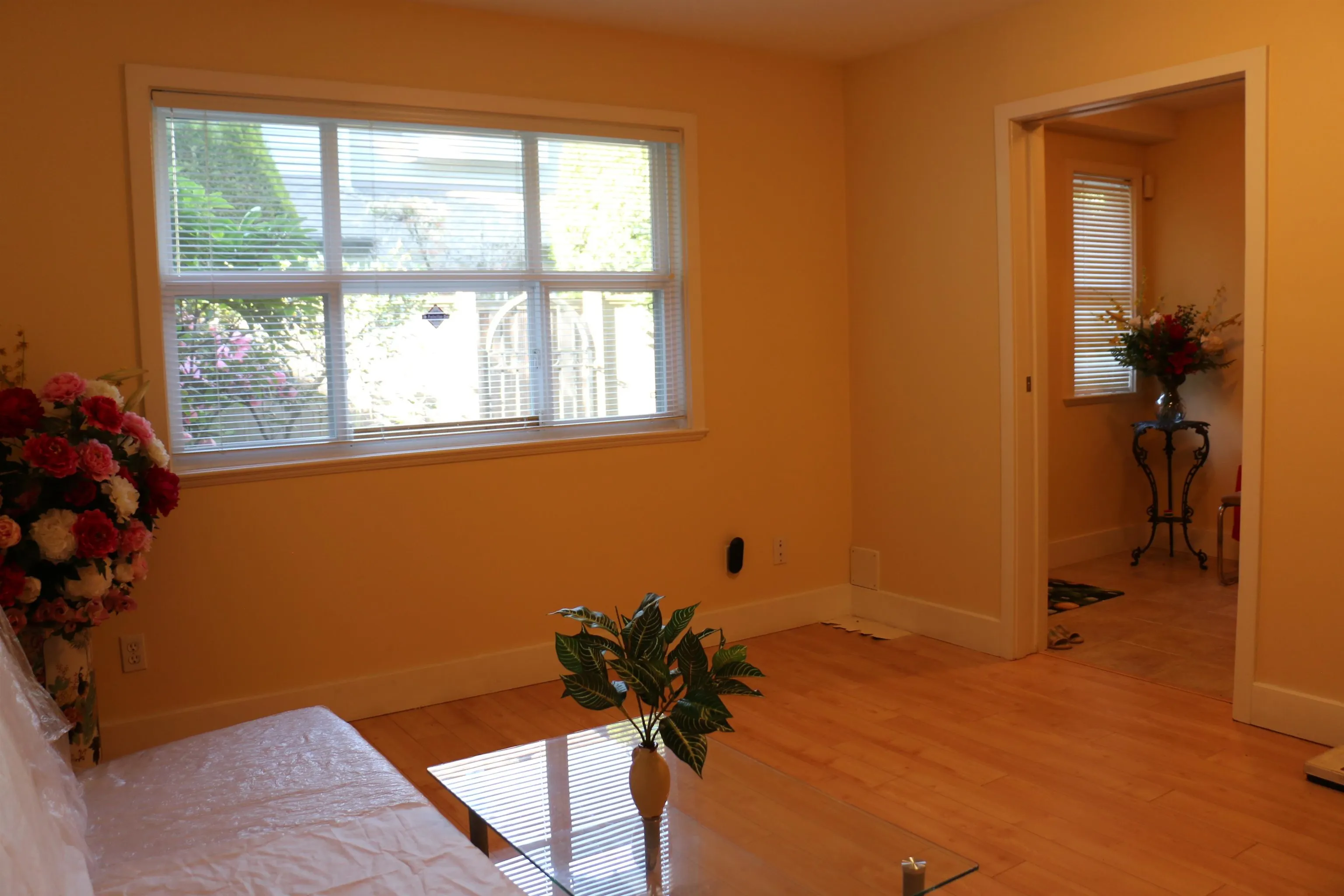 3 7833 St. Albans Road