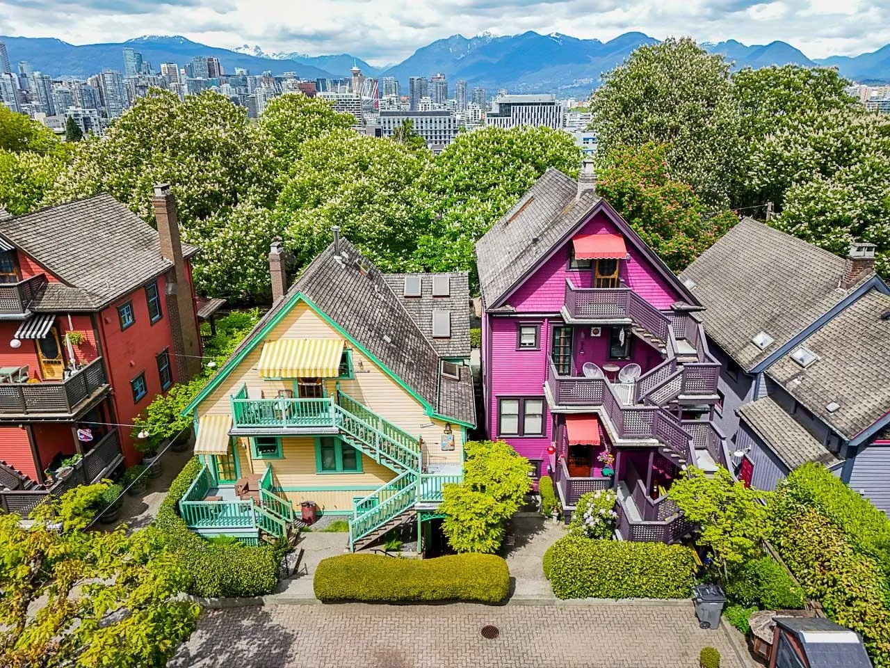 140 W 10th Avenue