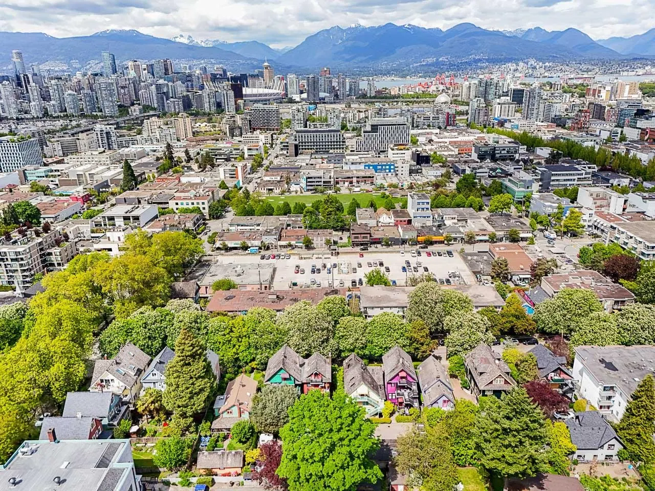 140 W 10th Avenue