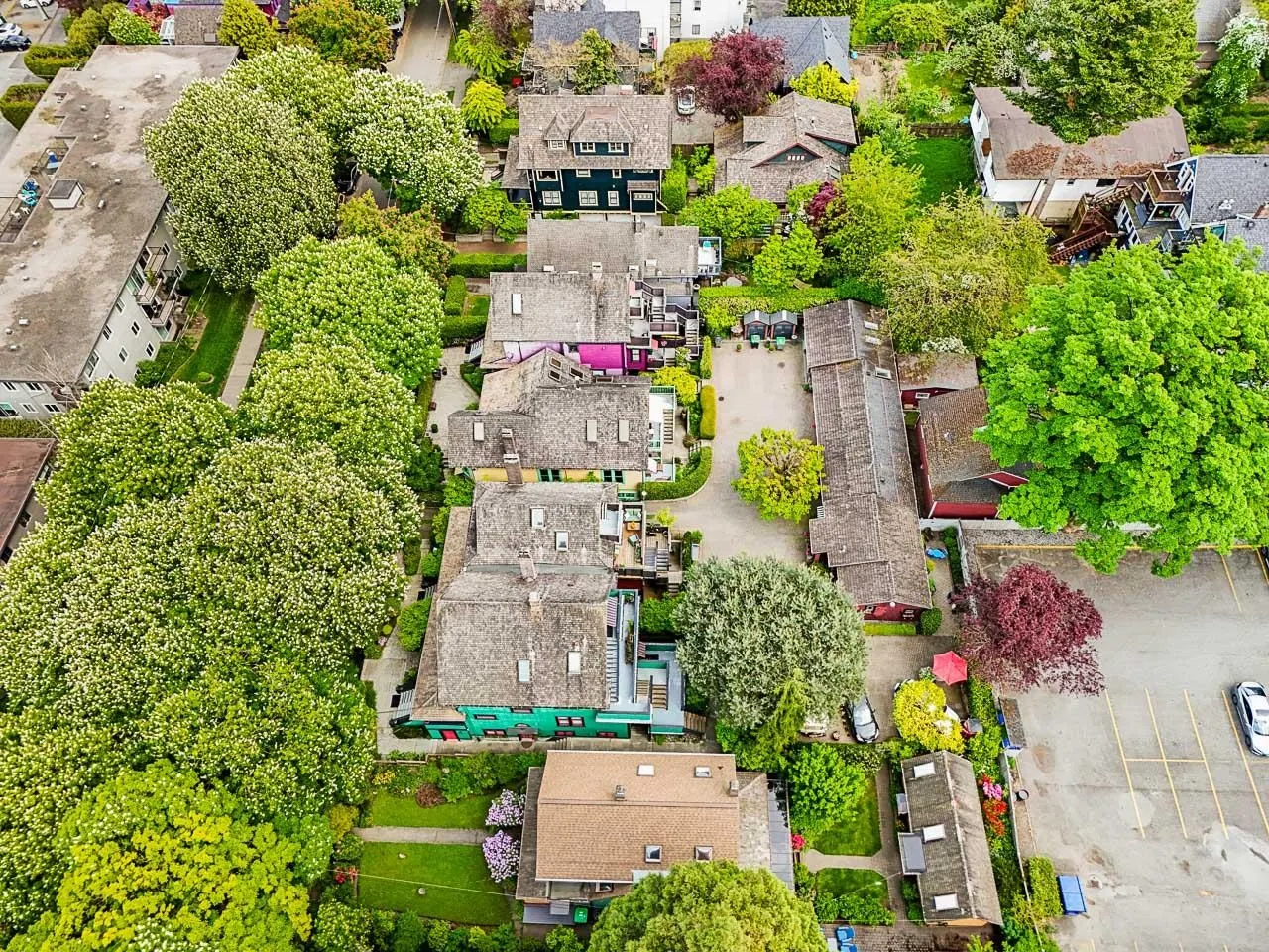 140 W 10th Avenue