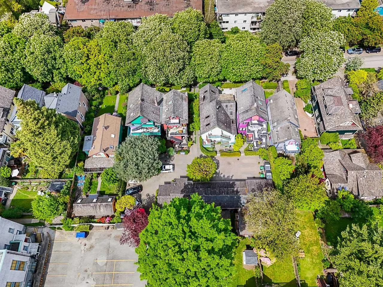 140 W 10th Avenue