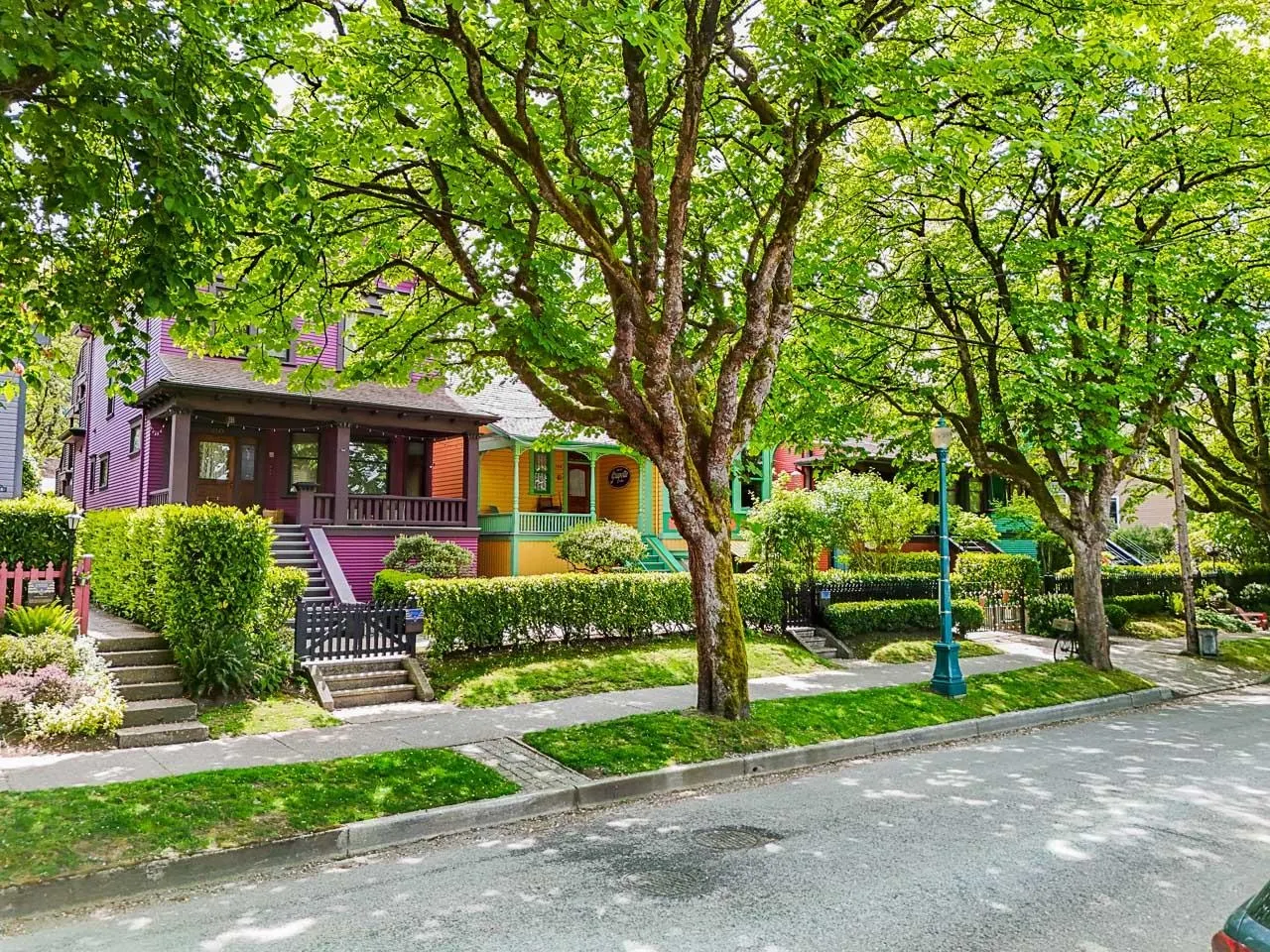 140 W 10th Avenue