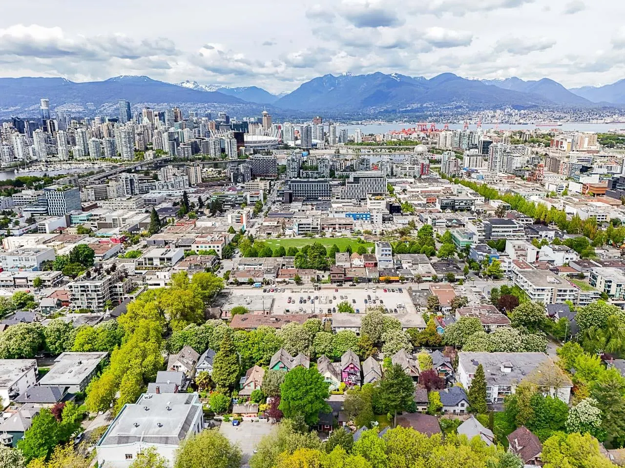 140 W 10th Avenue