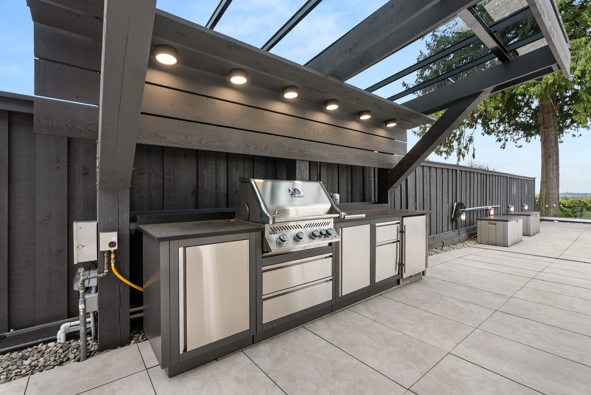 1265 Queens Avenue