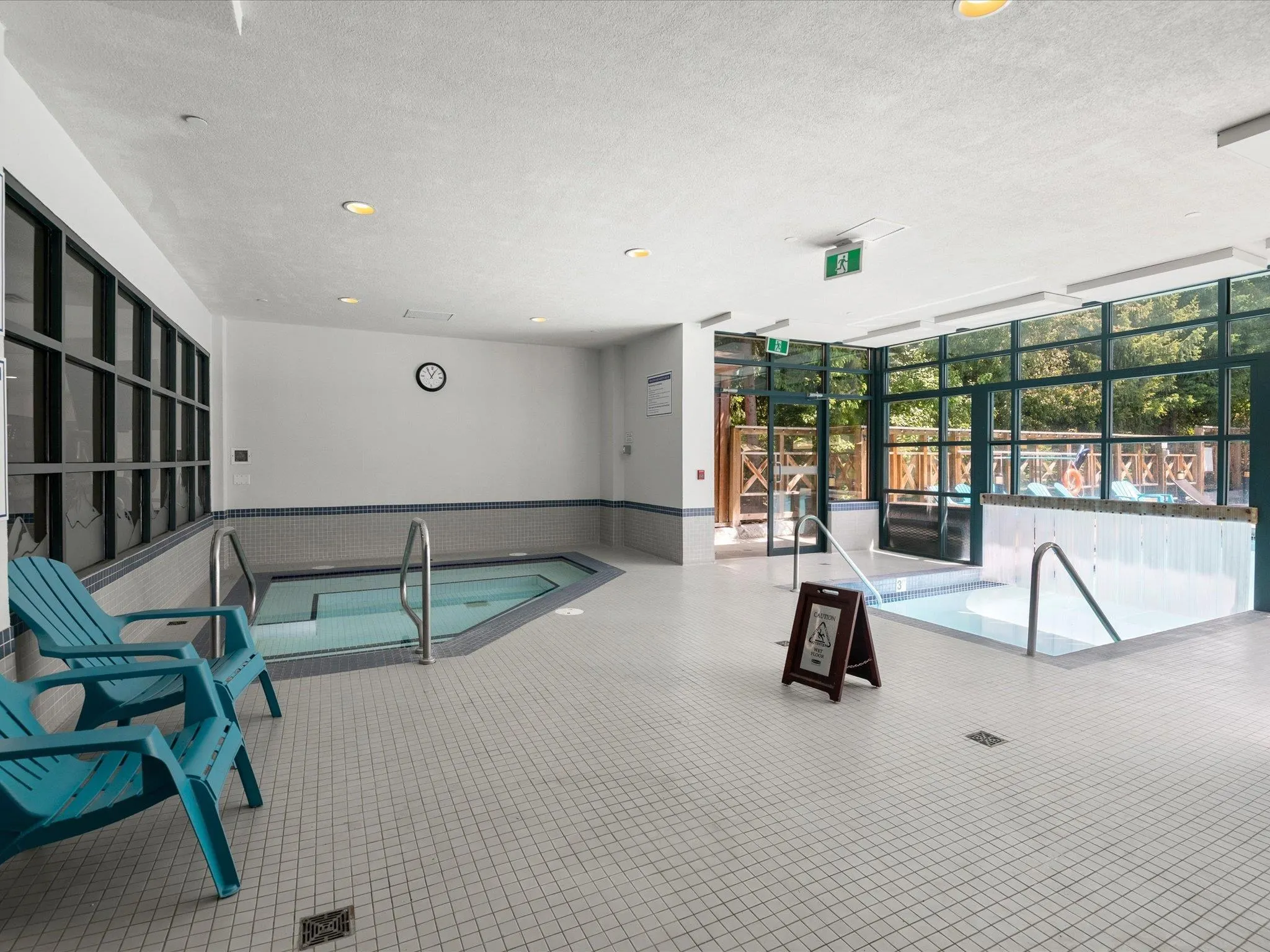 2412 4308 Main Street