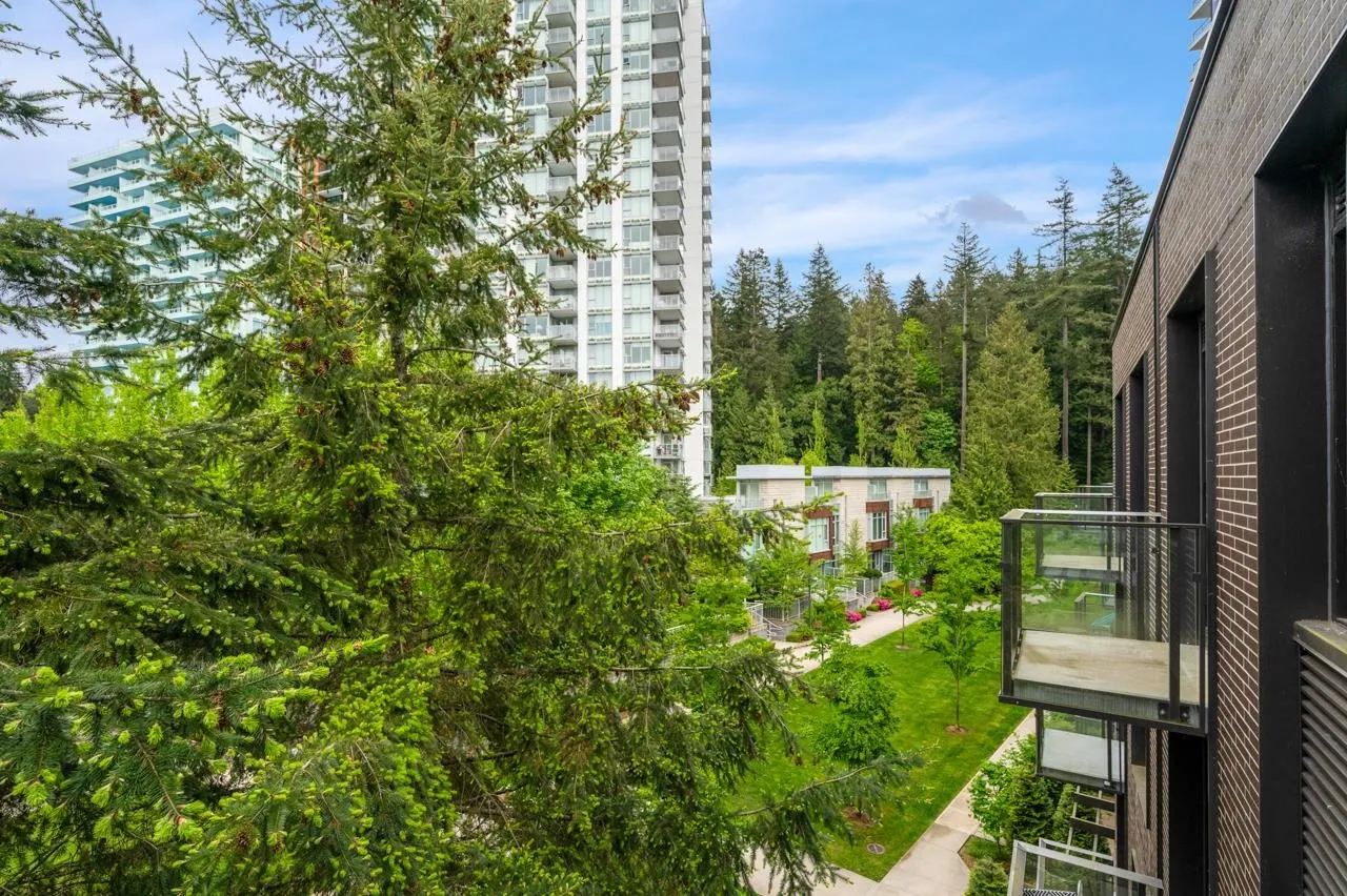 M409 5681 Birney Avenue
