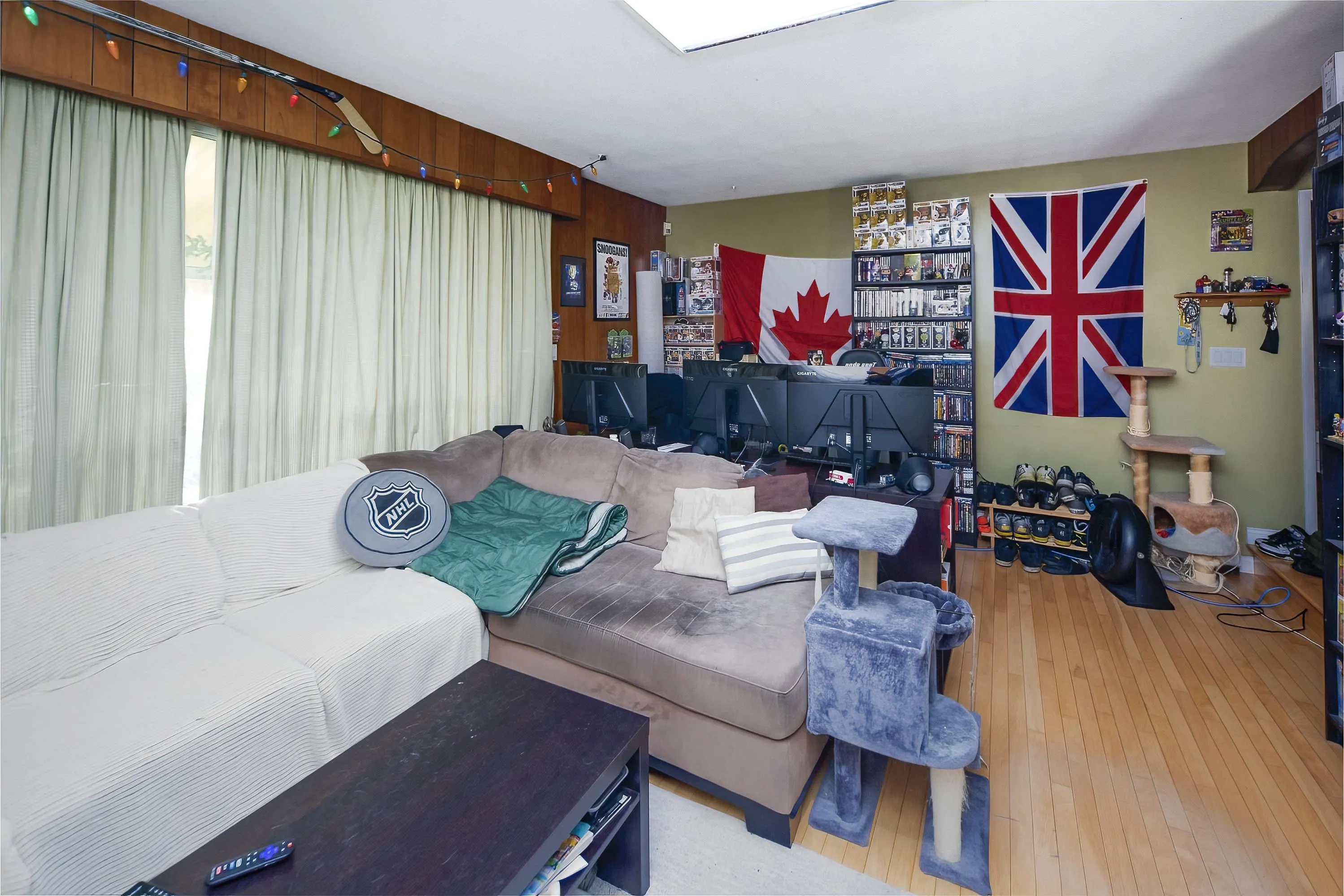 10971 Dennis Crescent