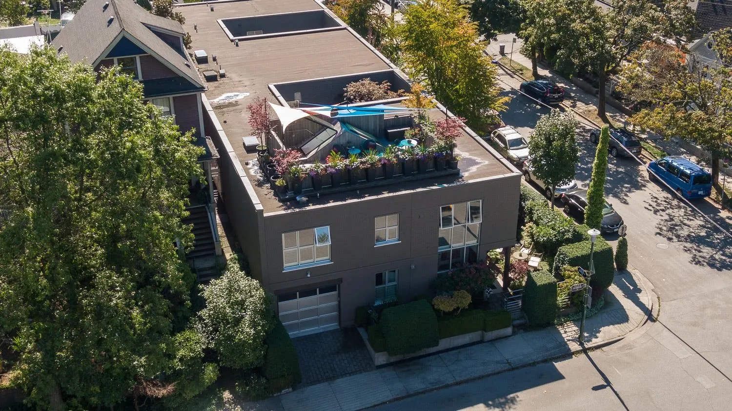 708 Heatley Avenue