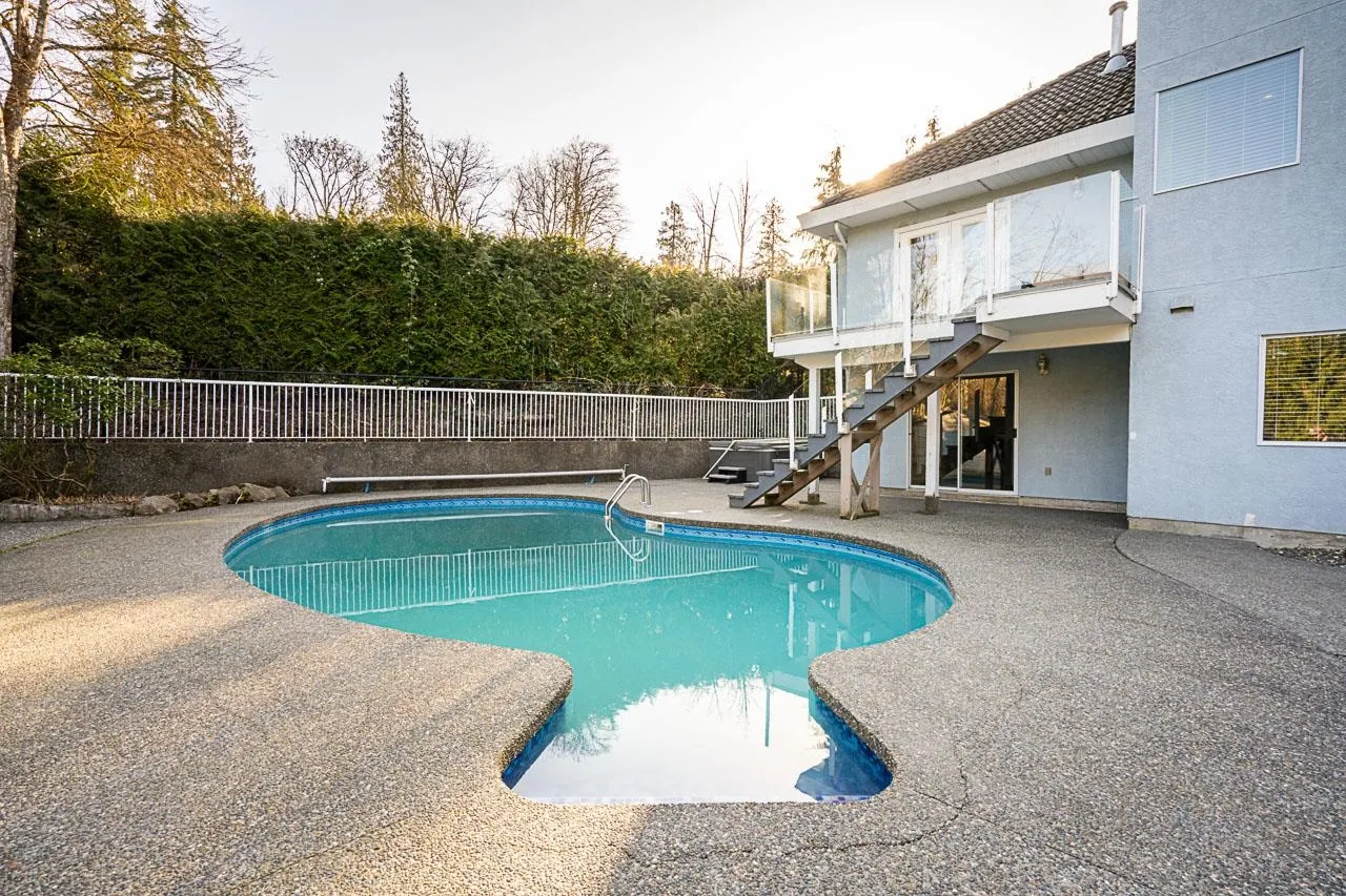 4570 Maysfield Crescent