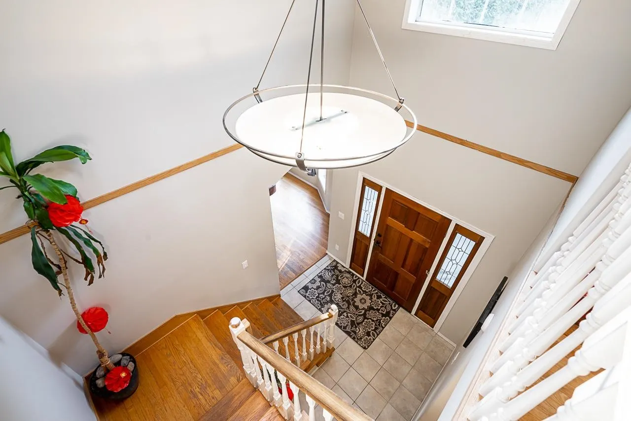 4570 Maysfield Crescent
