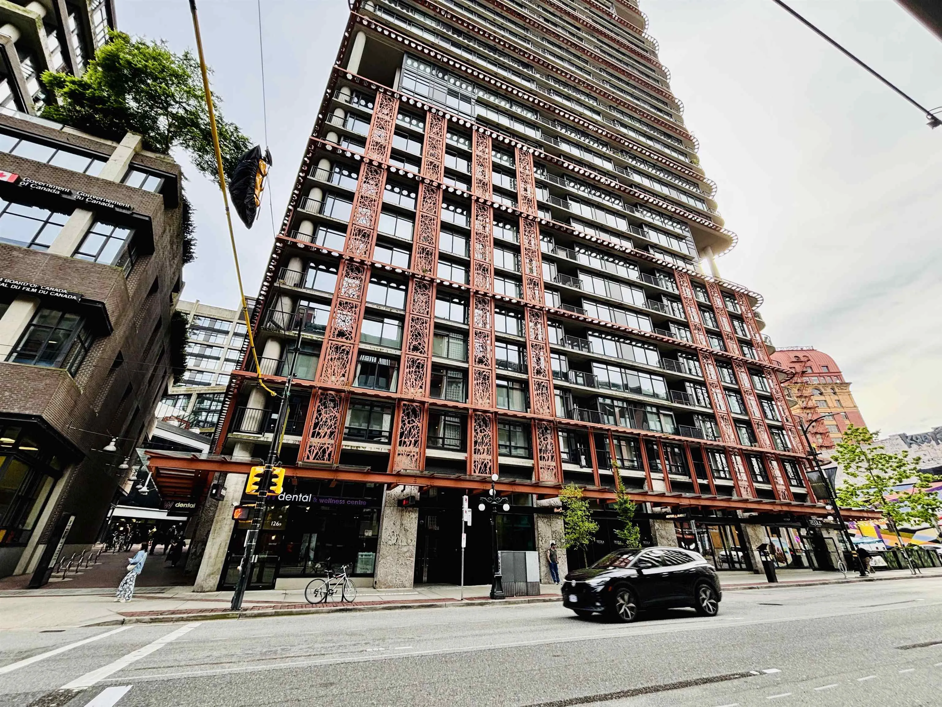 309 128 W Cordova Street