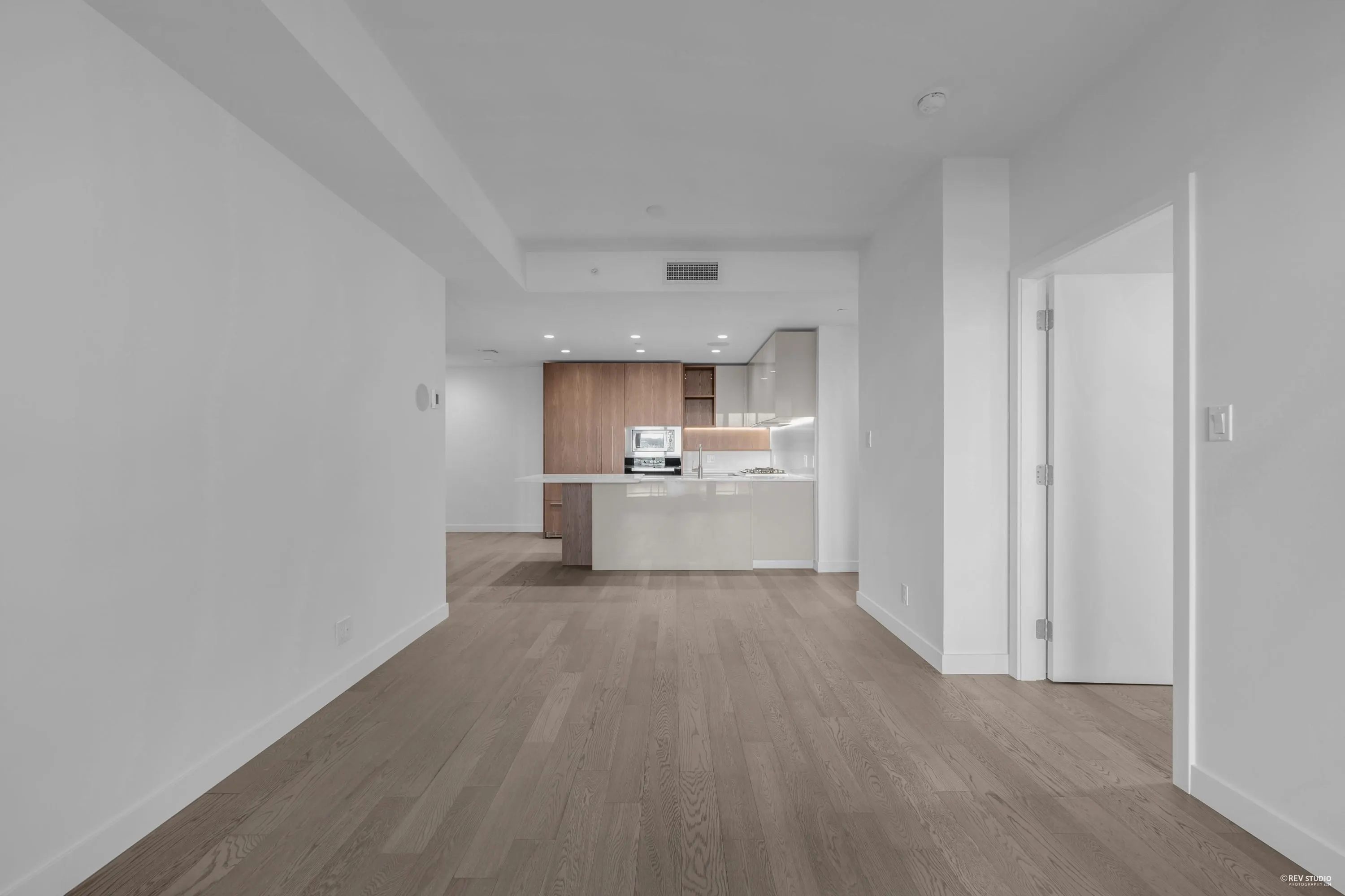 601 6855 Pearson Way