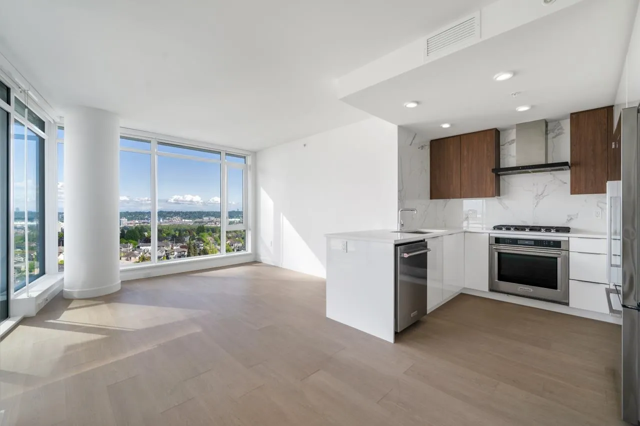 1105 7683 Park Crescent