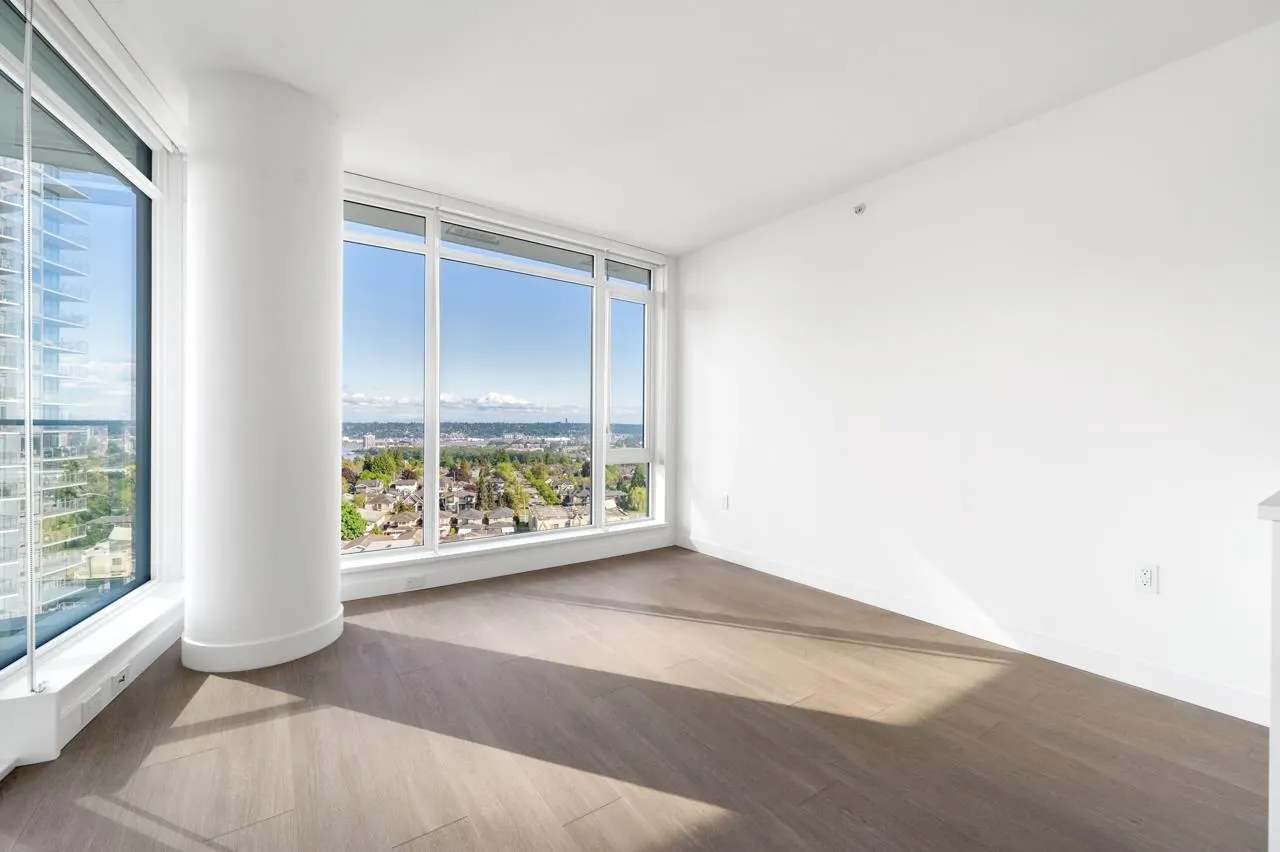 1105 7683 Park Crescent