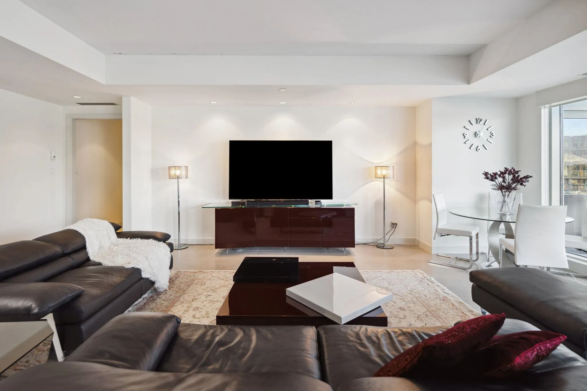 1401 1139 W Cordova Street