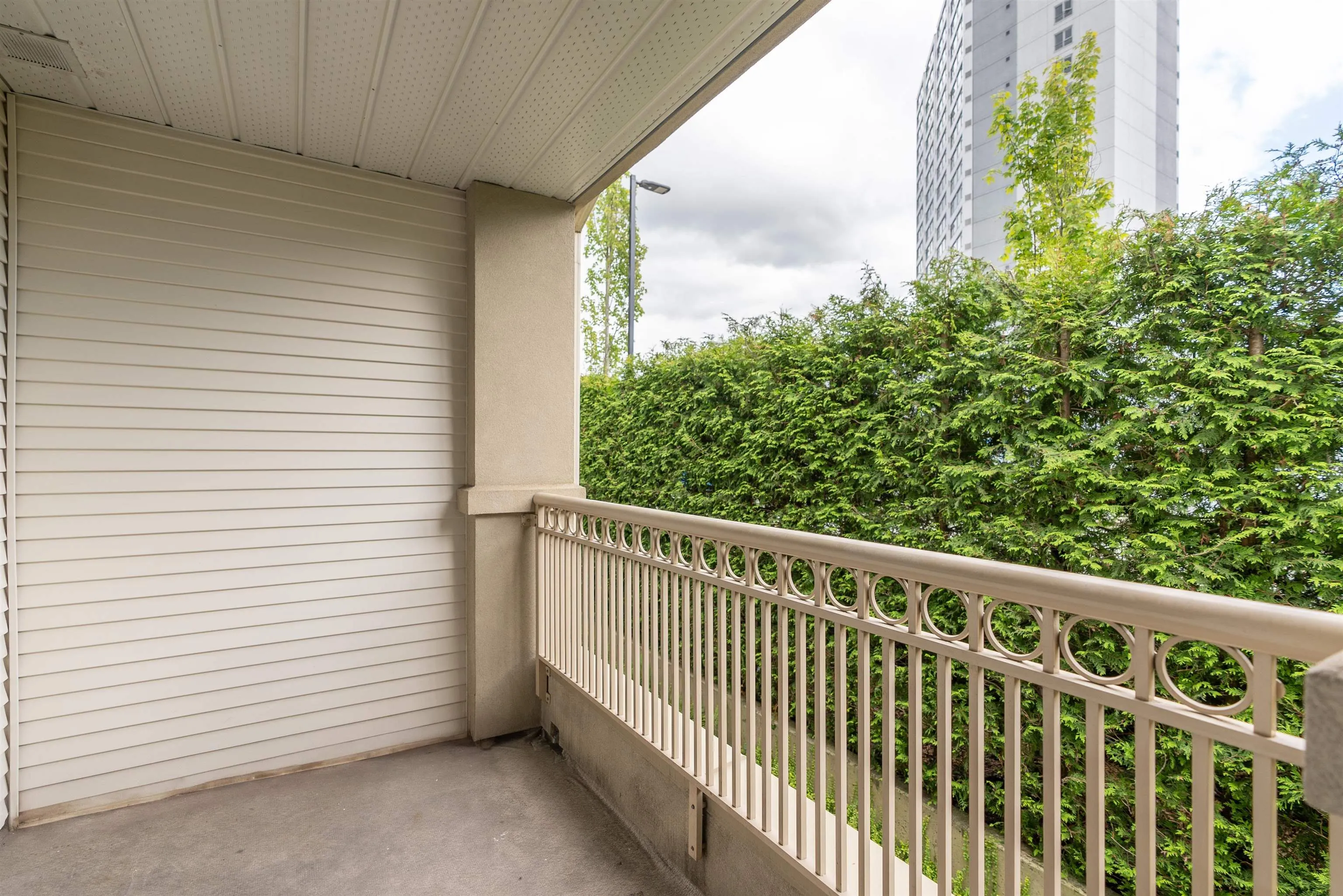 218 15268 105 Avenue
