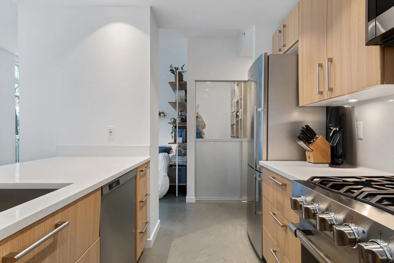 128 W 1st Avenue