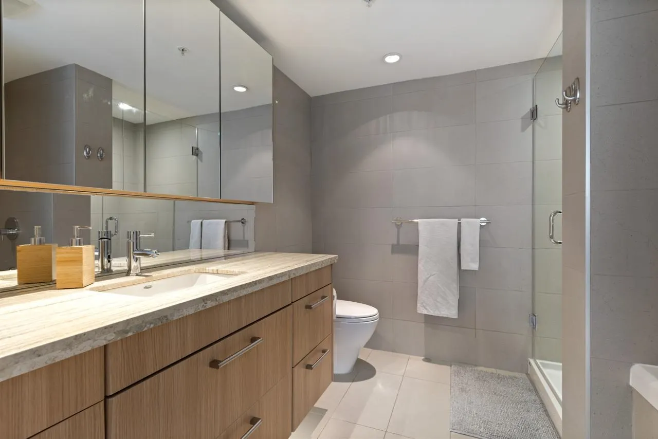 128 W 1st Avenue