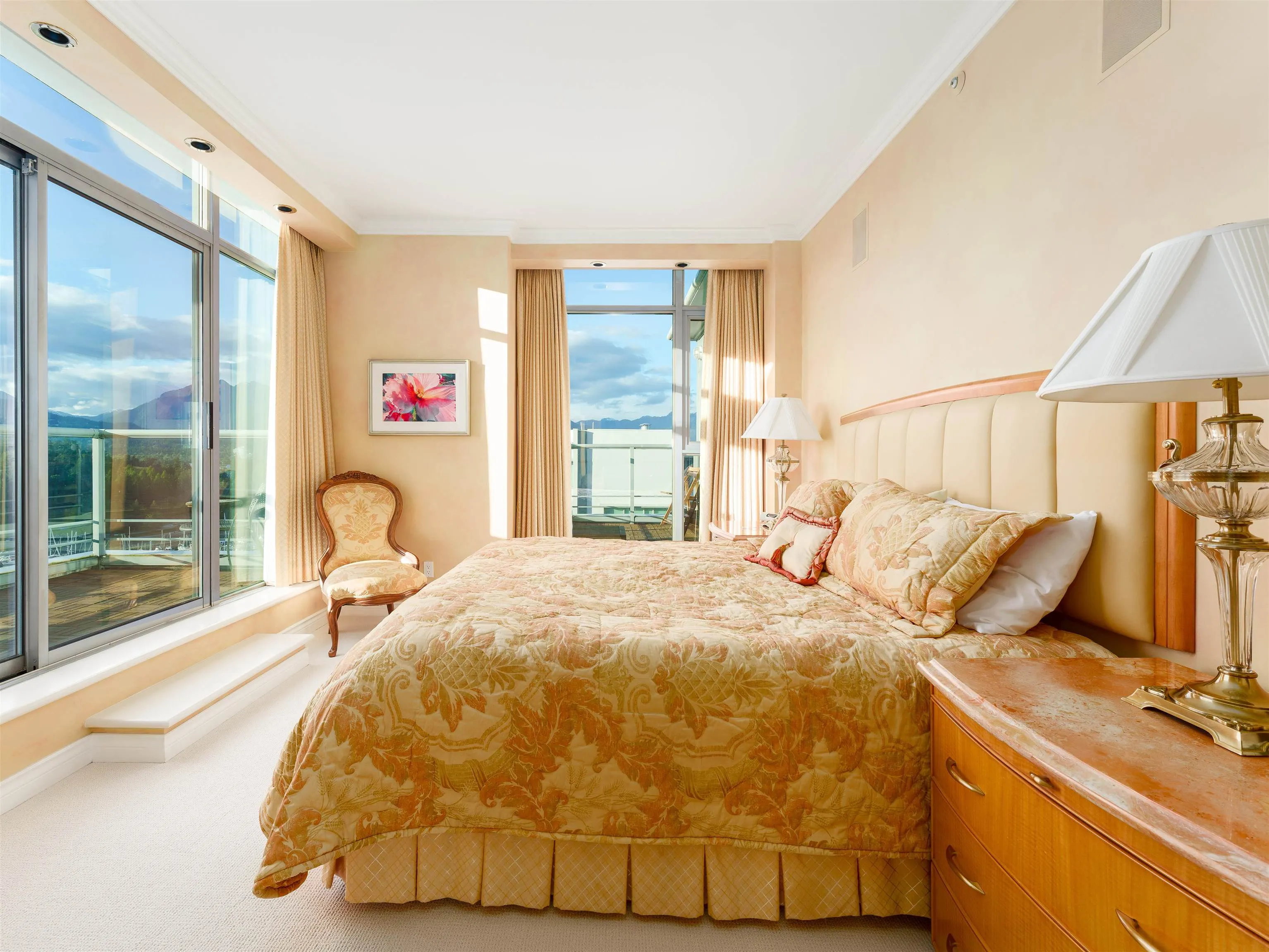 PH3 1790 Bayshore Drive