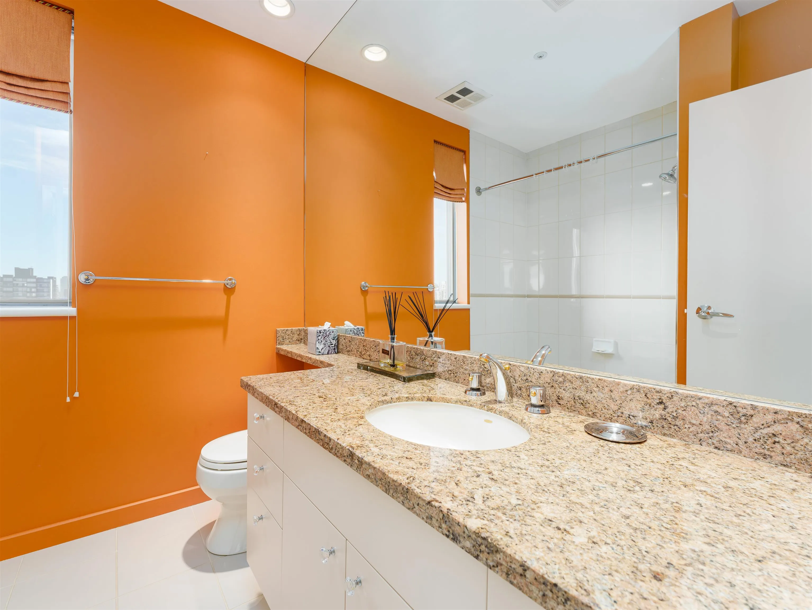 PH3 1790 Bayshore Drive