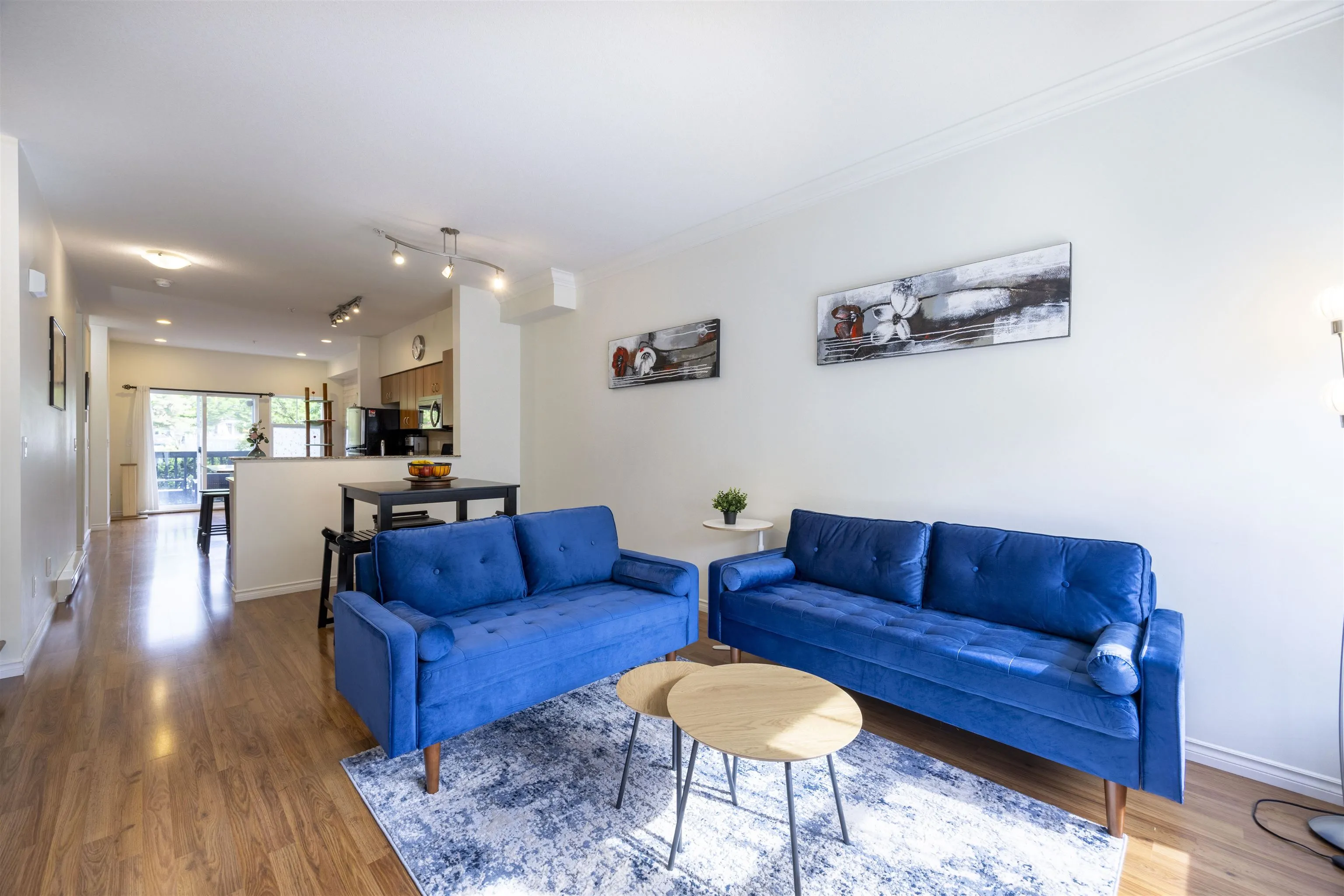 12 21535 88 Avenue