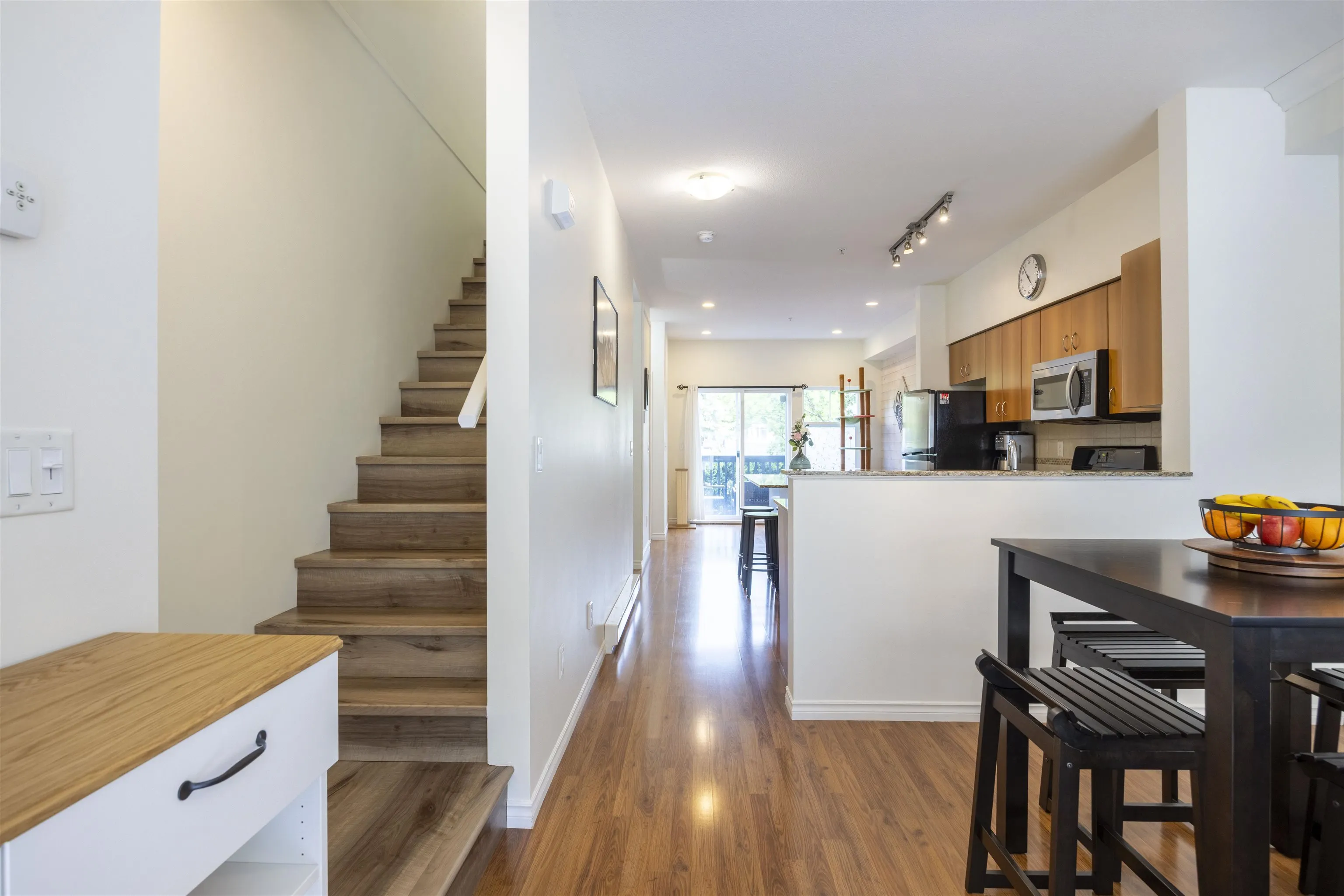 12 21535 88 Avenue