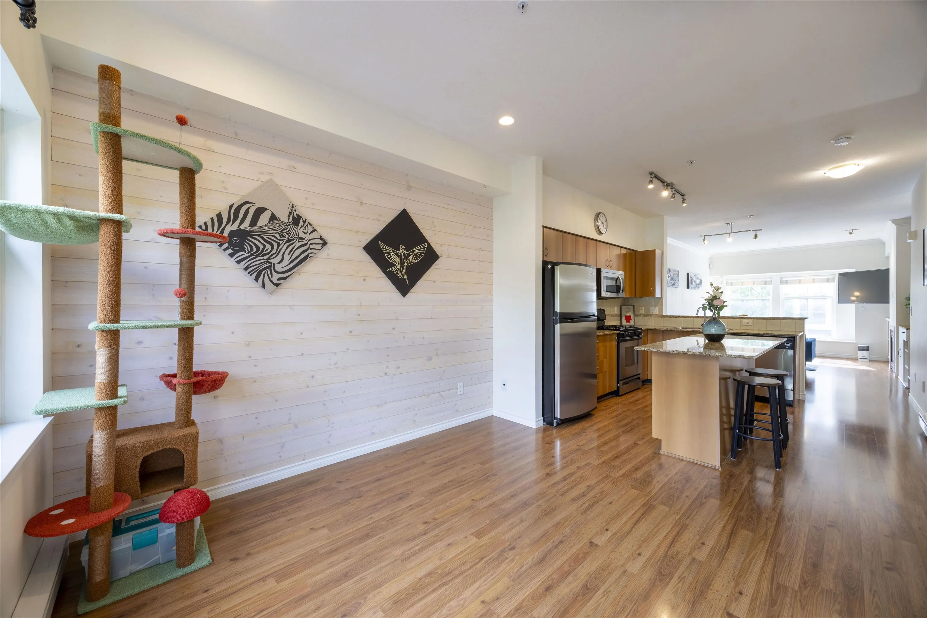 12 21535 88 Avenue