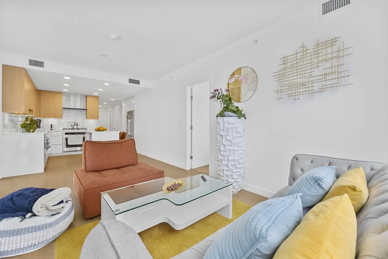 1506 7769 Park Crescent