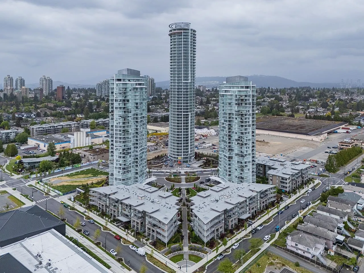 1506 7769 Park Crescent
