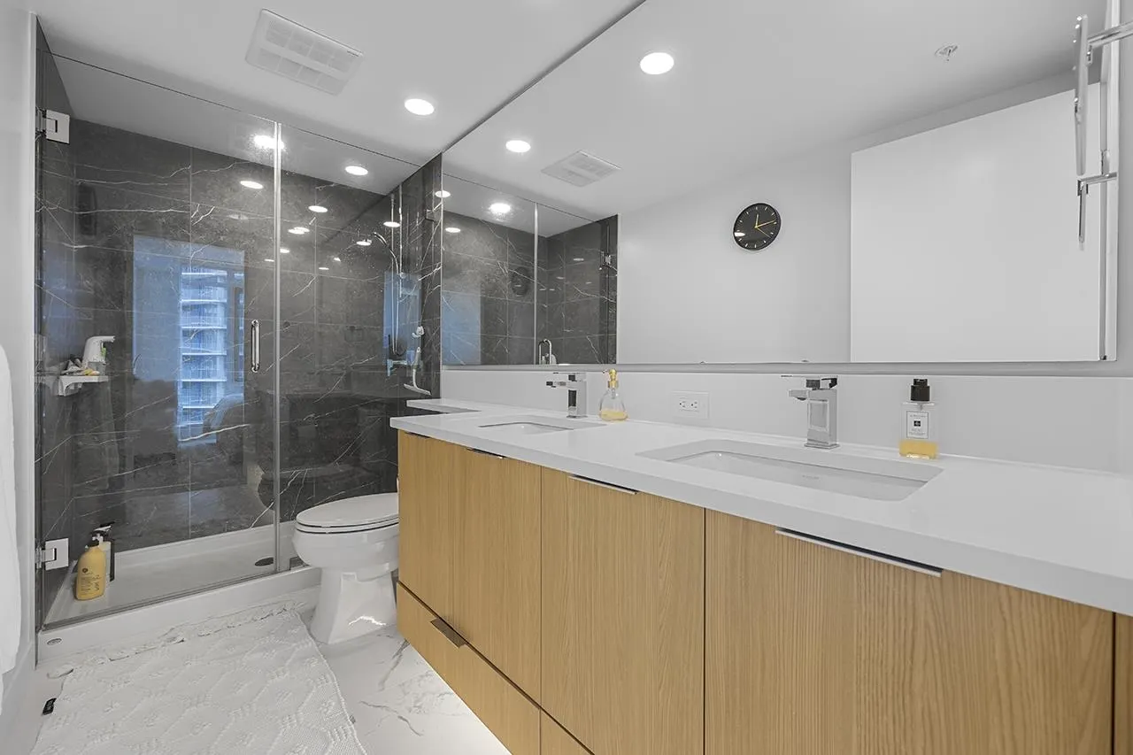 1506 7769 Park Crescent