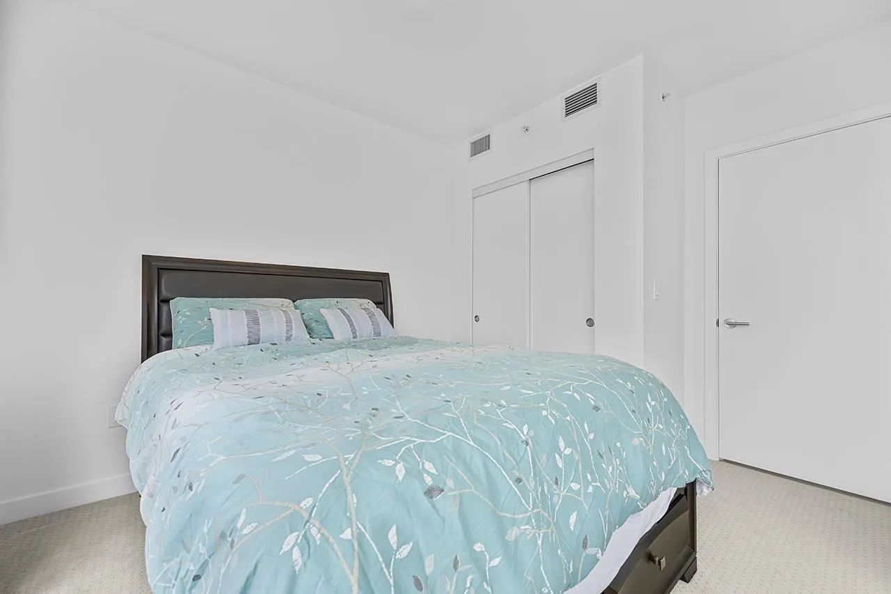1506 7769 Park Crescent