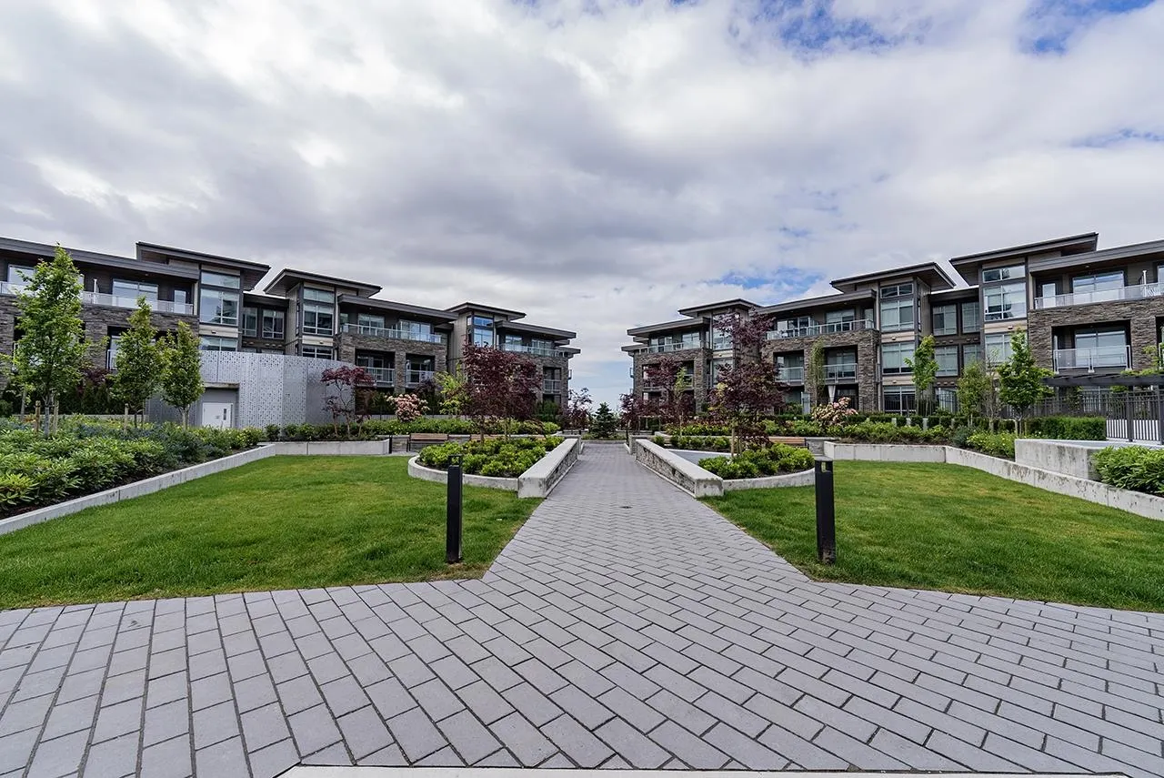 1506 7769 Park Crescent